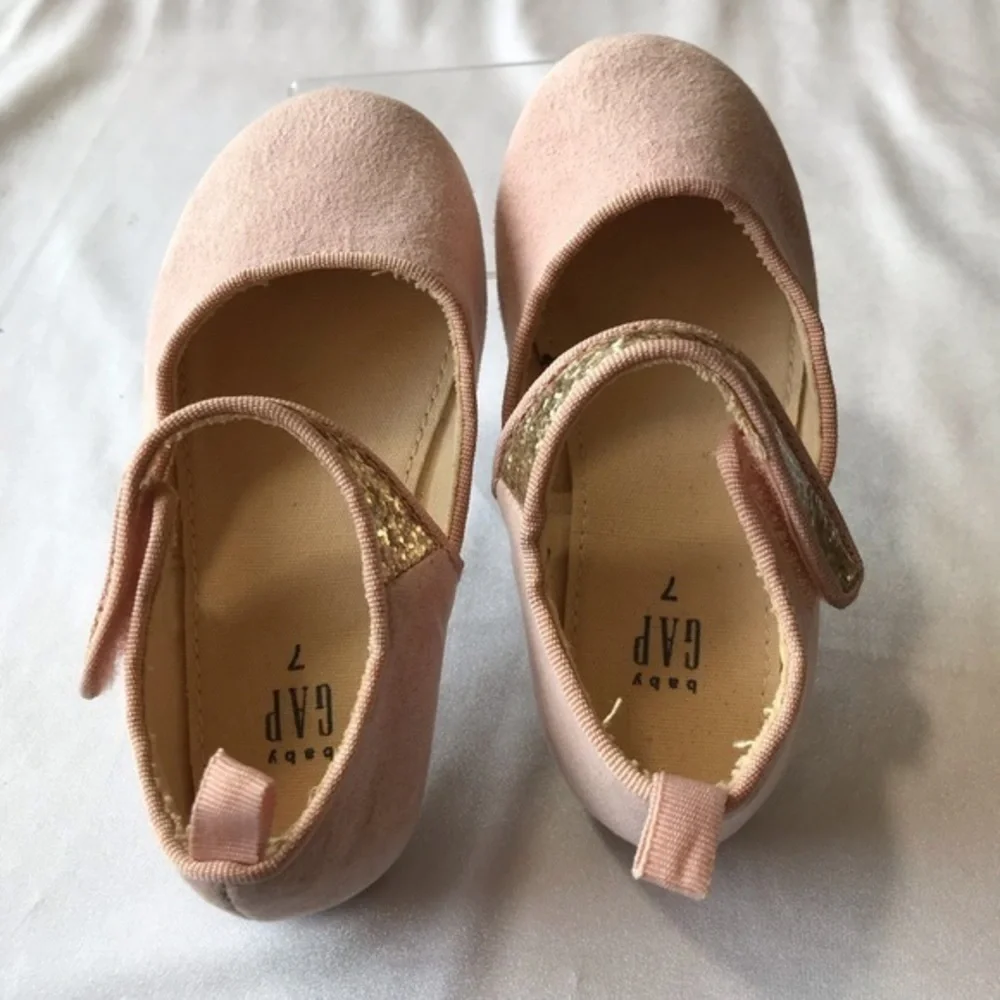 Gap Girls Pink Dress Shoes-Size 7